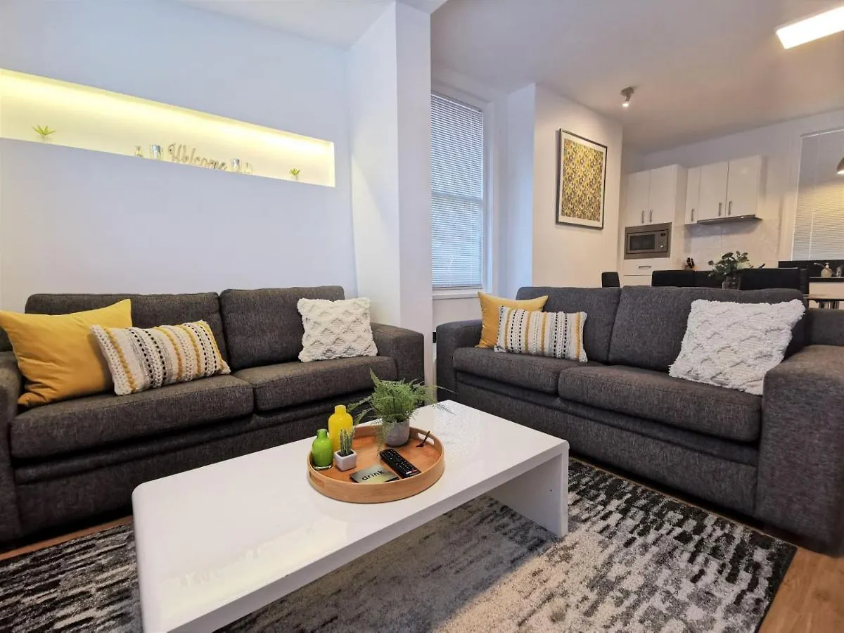 Hobart Cityscape Apartment